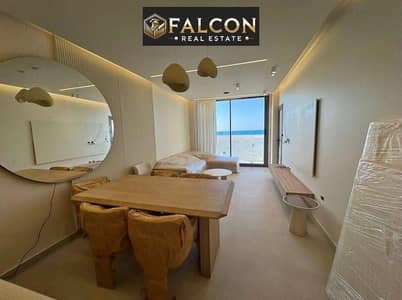 شاليه خيالي يري البحر من كل الغرف  SEA VIEW 100 %استلام فوري متشطب بالتقسيط علي 10 سنين