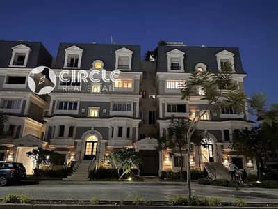 آي فيلا روف للبيع (إعادة بيع) في ماونتن فيو هايد بارك Mountain View Hyde Park التجمع الخامس 3 غرف بنصف تشطيب بالقرب من الـ AUC