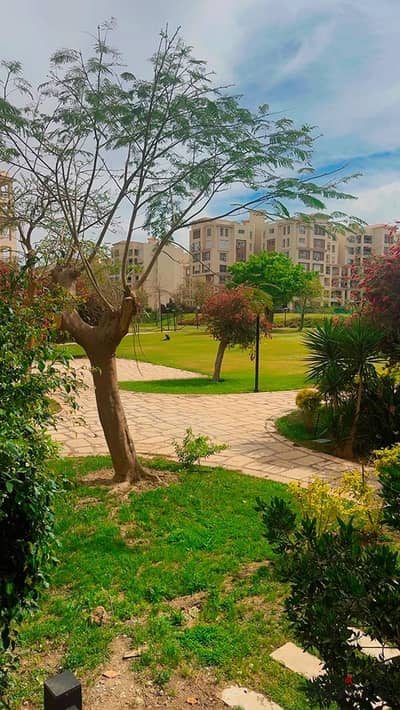 شقة للبيع بجاردن خاصة 70 متر جاهزة للسكن فيو وايد جاردن 150 متر 3 غرف في مدينتي B1 - طلعت مصطفي