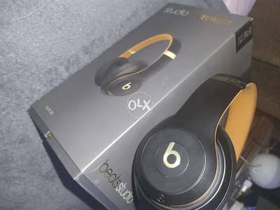 Beats studio3 wireless  skyline collection midnight black