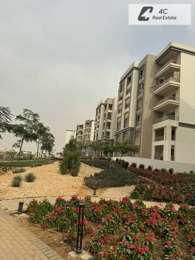 Lowest price for quick sale Resale apartment in Hyde Park – New Cairo Open view landscape with a distinctive layout - ready for viewing and occupancy