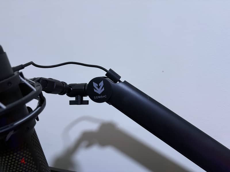 Sensic SA-30 Boom Arm 1