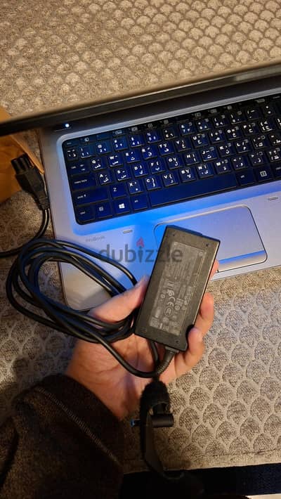لاب توب HP  للبيع سعر نهائي حالة ممتازة ، ملحق بشاحن أصلي