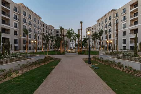شقة للبيع 174م تكملة اقساط في فيلدج ويست Village west by Dorra بالشيخ زايد بالقرب من كايرو جيت اعمار و رويال سيتي و تارا و أبراج زد ويست و جرين 3
