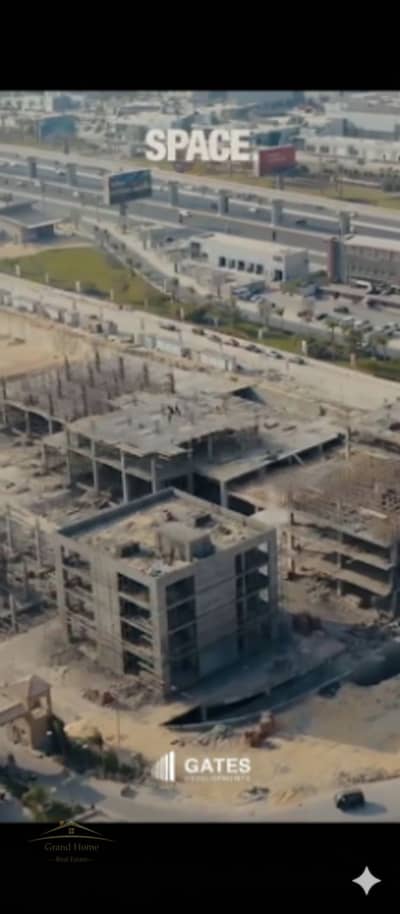 للبيع عيادة 74م مول سبيس SPACE Mall Gates علي محور 26يوليو بالقرب من مول اركان بلازا و نيو جيزهnew giza و الشيخ زايد و بالم هيلز و رويال سيتي والخمائل