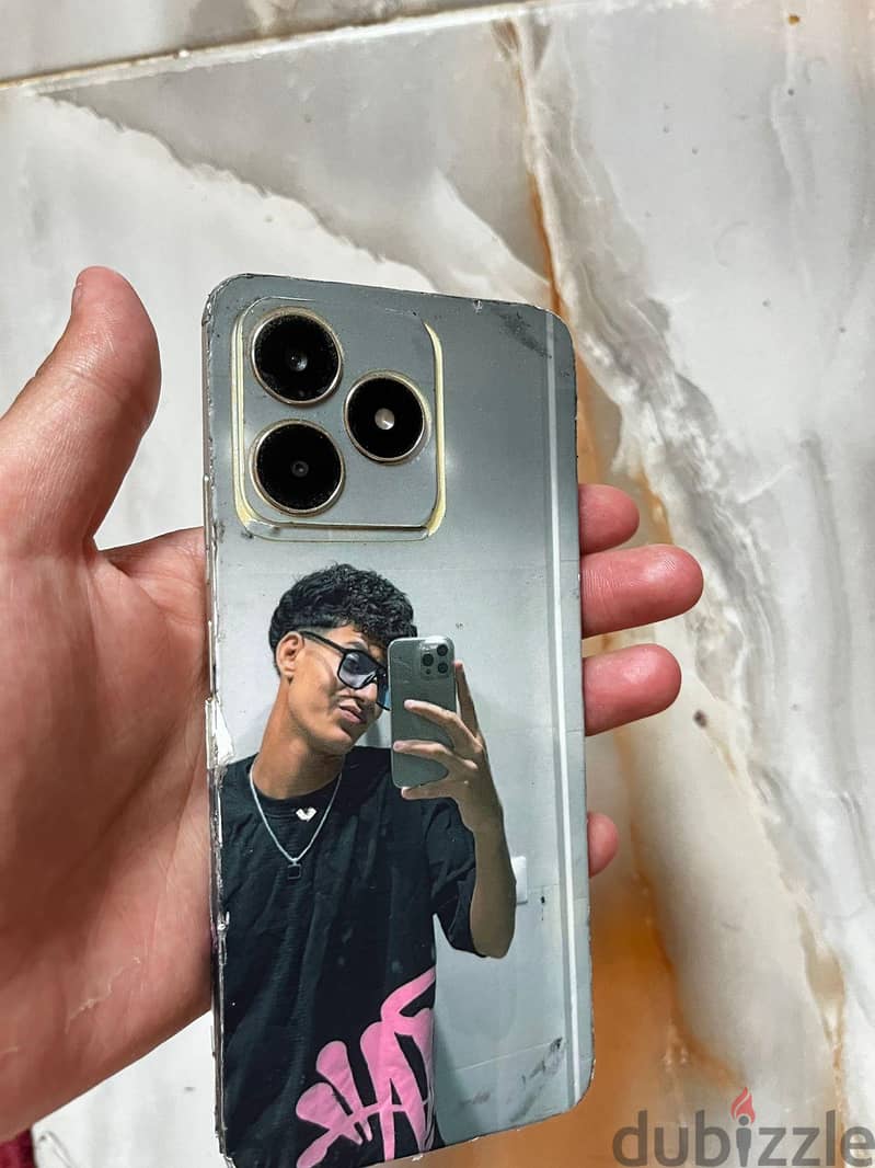 Realme C53 1
