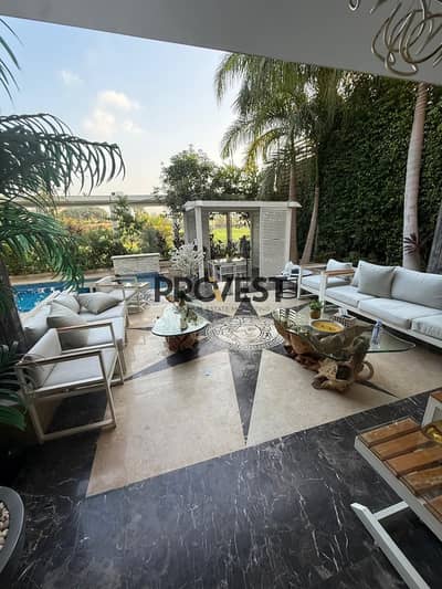 A special opportunity to sell a villa in Madinaty with a swimming pool – direct view of the golf course