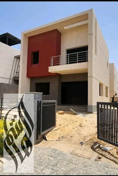 فيلا لقطة للبيع بدون تشطيب بمدينتي استلام فوري بجوار المسجد والخدمات