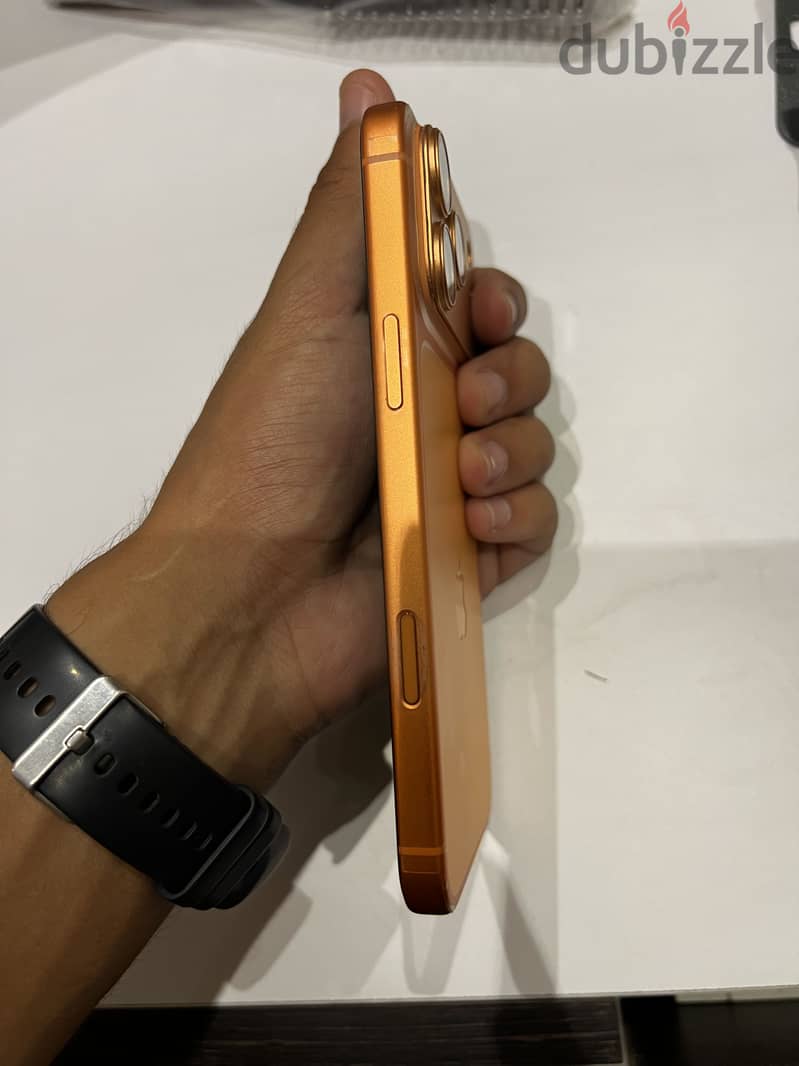 Apple - iPhone 17 Pro Max 1