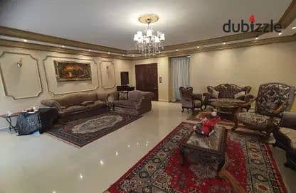شقة مفروشة للايجار السكنى 250م / لوران شارع شعراوى مكيفة بالكامل مطلات مفتوحة