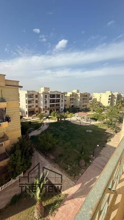 Exceptional Apartment for Sale in Phase 1 – 185 sqm Semi-Finished, Four Open Views Over the Main Axis and Landscaped Areas, Prime Location