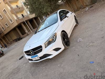 Mercedes-Benz CLA 180 2015