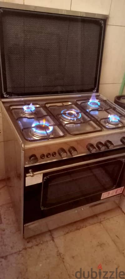 بوتجاز ٥ عيون بحالة ممتازة