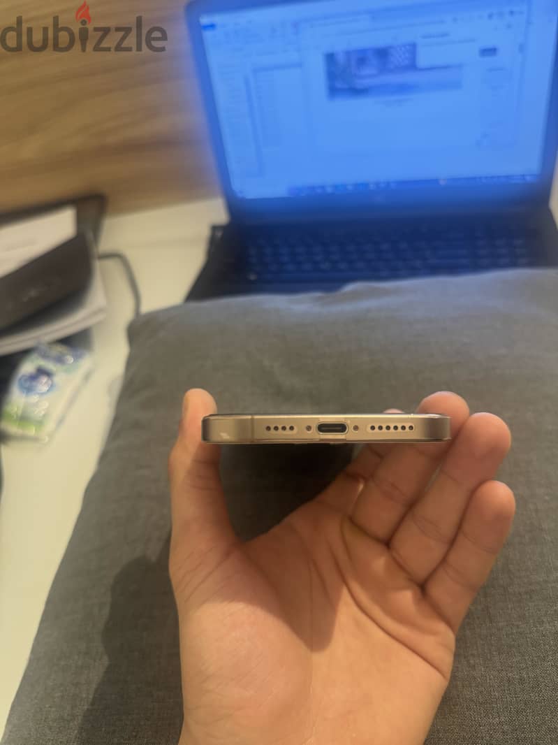Apple - iPhone 16 Pro Max 3