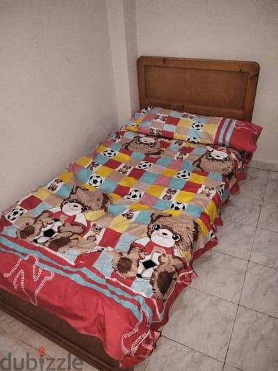سرير متر زان