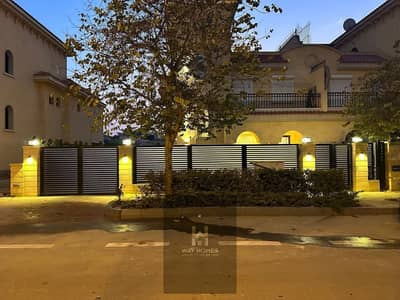 For sale in Madinaty a twin house villa H with special finishing, super lux, 275m with a garden view and waterway.