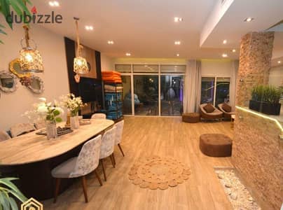 Unit Description: Apartment@ The Square By Al Ahly Sabbour Development. Destination: New Cairo BUA : 170 SQM Floor: fifth floor Bedrooms : 3 Bathroom