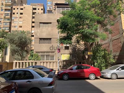 عقار  للبيع بالدقي بجوار نادي الصيد