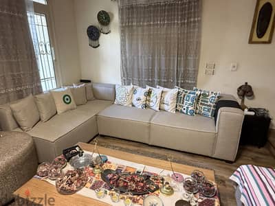 Full living room
