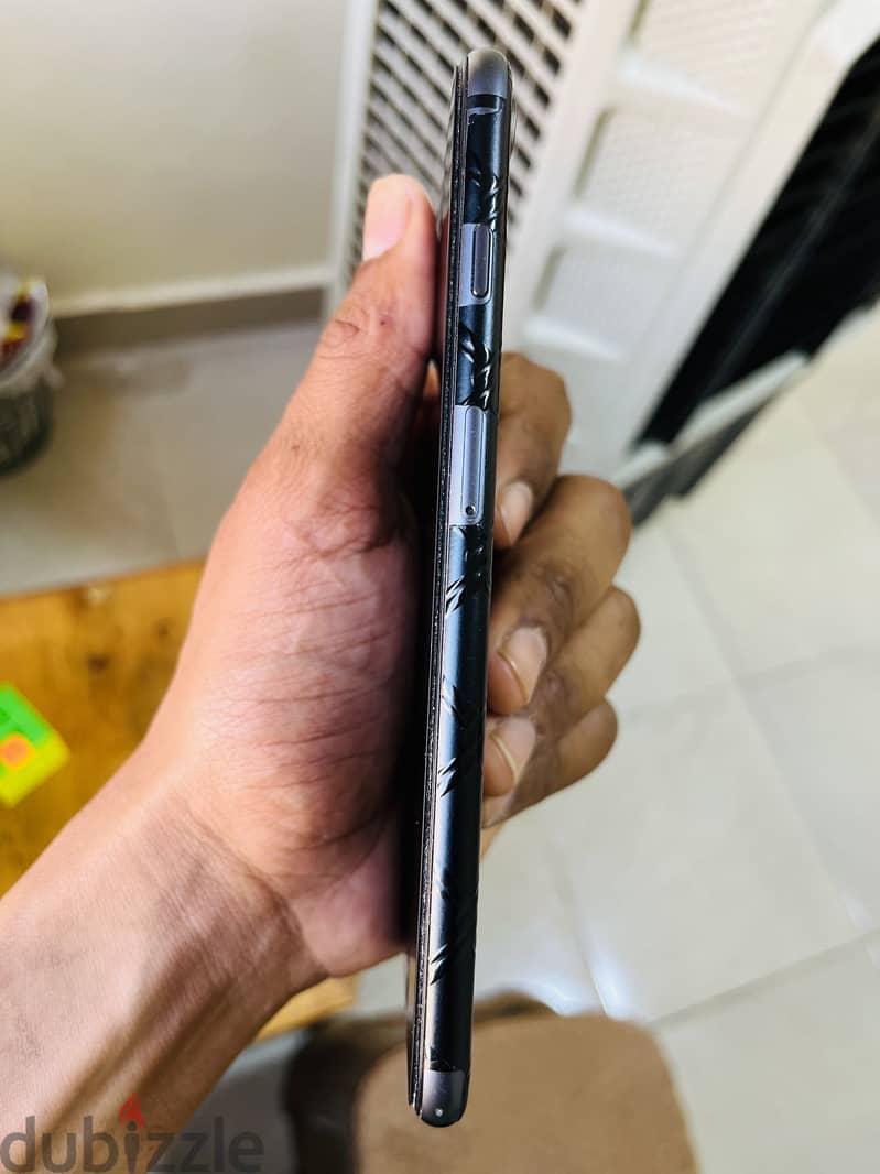 Apple - iPhone 8 Plus 2