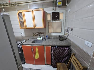 مطبخ كامل حالة جيدة الامونتال عمولة اصلي