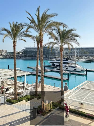 للبيع شالية لقطة 1bedroom غرفه واحده اقل سعر استوديو في مارينا مراسي marina marassi متشطب بالمطبخ و التكيفات في الساحل الشمالي بالقرب من البحر