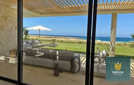 At the lowest price in Ain Sokhna, a chalet for sale with two bedrooms, finished with air conditioning and a kitchen, in Telal Village with a direct s