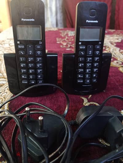 عدد 2 تليفونات لاسلكي باناسونيك  موديل KX TGB 110