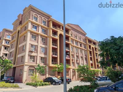 Apartment for rent unfurnished in Degla Palms Compound New October