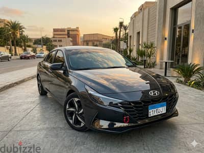 هيونداي إلينترا 2021