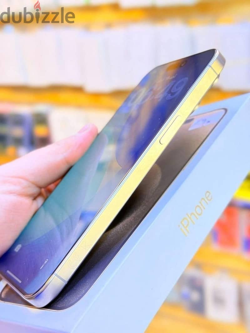 Apple - iPhone 15 Pro Max 1