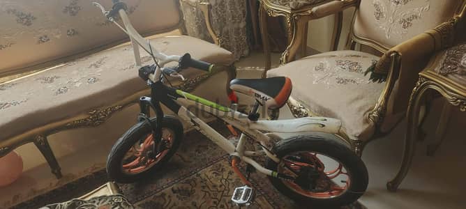 BMX عجلة