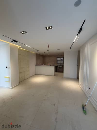 Ultra Super Lux Apartment for Rent in Maadi