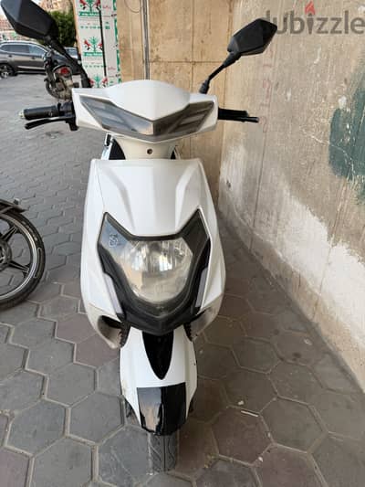 اسكوتر كهربائي للبيع