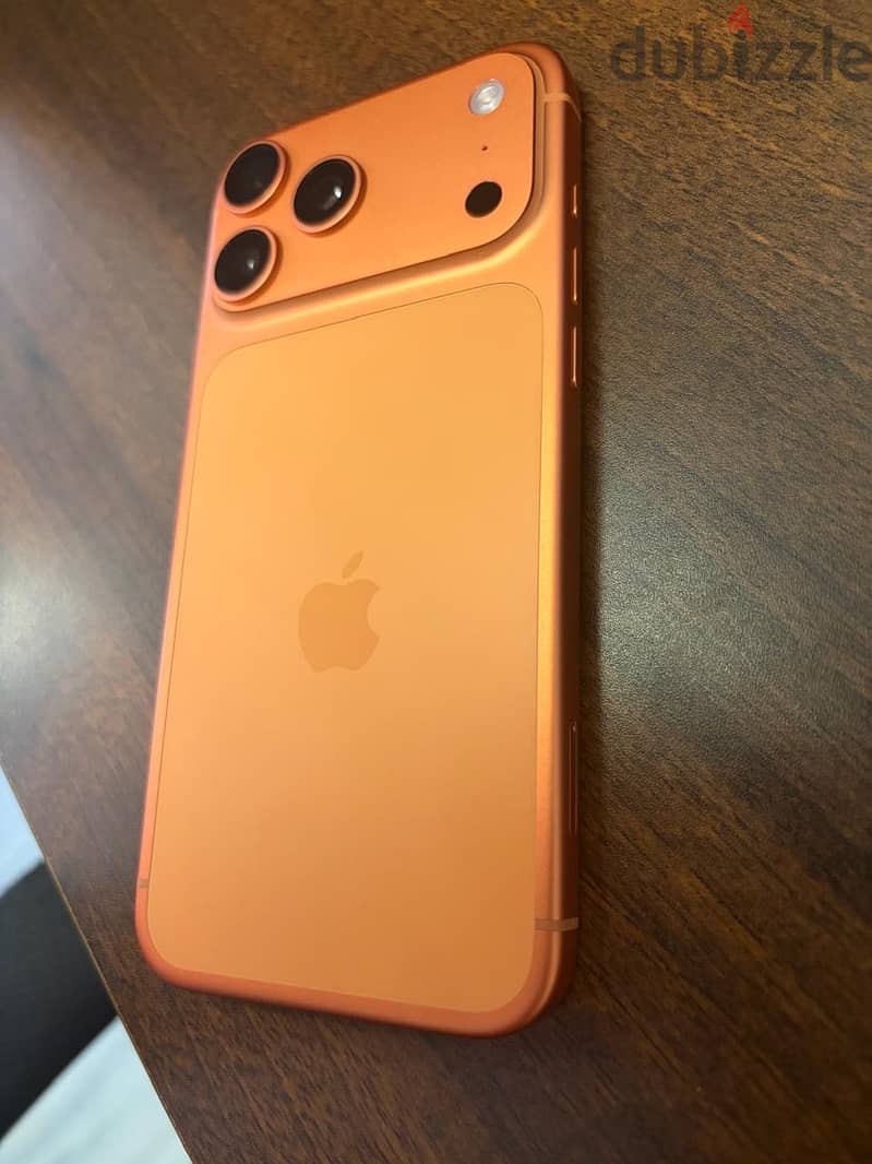 Apple - iPhone 17 Pro Max 1