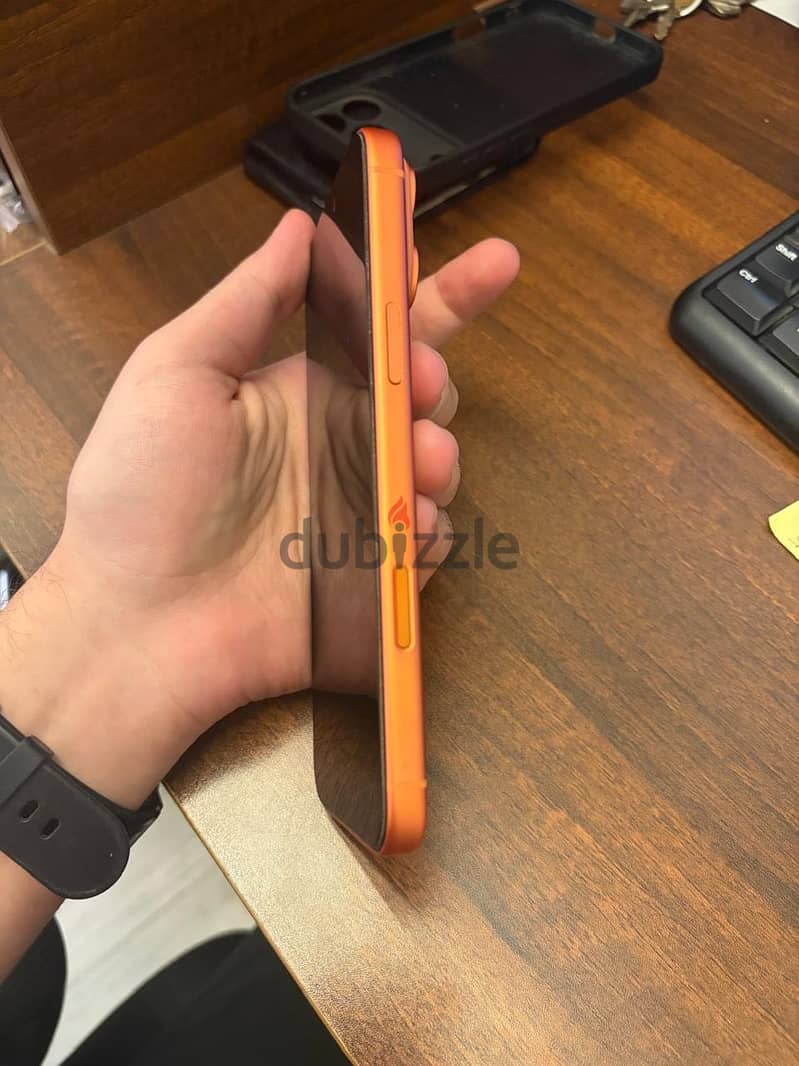 Apple - iPhone 17 Pro Max 2