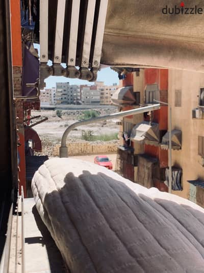 شقة ٤ سراير للإيجار الشهري في الاسراء الصغيرة، احسن مكان في بورسعيد و افضل سعر
