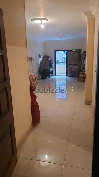 شقة بعمارات الفراعنة بشارع المجزر  الالي - المريوطية هرم