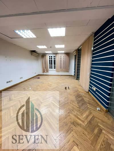 *Office for Rent 250 sqm, officially licensed and fully air-conditioned in the heart of New Maadi – prime location for major companies*