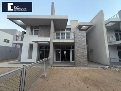 The lowest price town house villa for sale in new Cairo fully finished