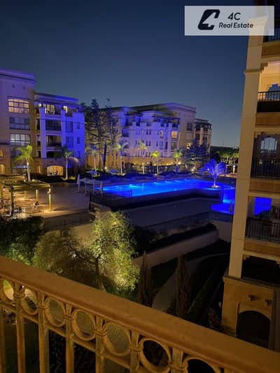 فيلا متشطبة بالكامل بفيو مباشر على الكلوب هاوس والبلازا ريسيل بأقل من سعر السوق 4 غرف في Uptown Cairo المقطم للبيع