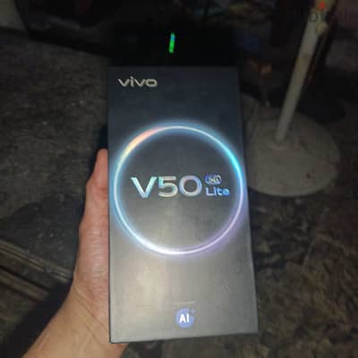 Vivo V50