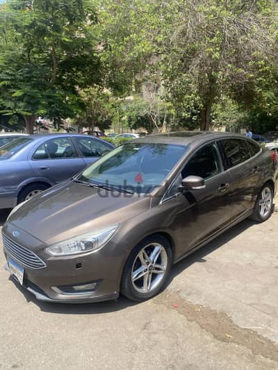 Ford Focus titanium 2018 اعلى فئة فبريكة جوة و برة