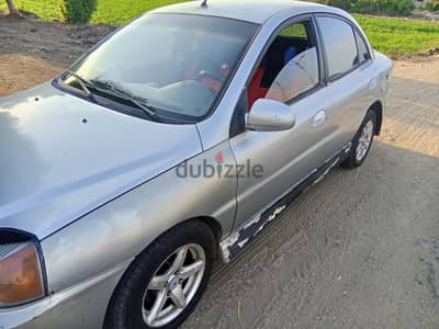 كيا ريو 2003