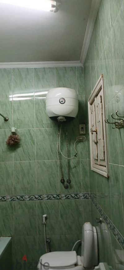 سخان.