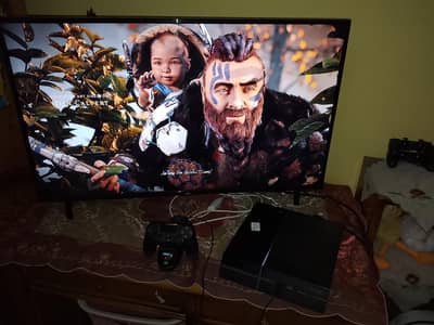 بلاي ستيشن ٤ معدل مساحه ٥٠٠ جيجا  معا دراعين