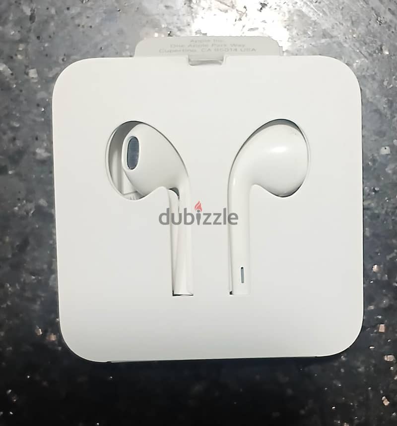 Earpods 4