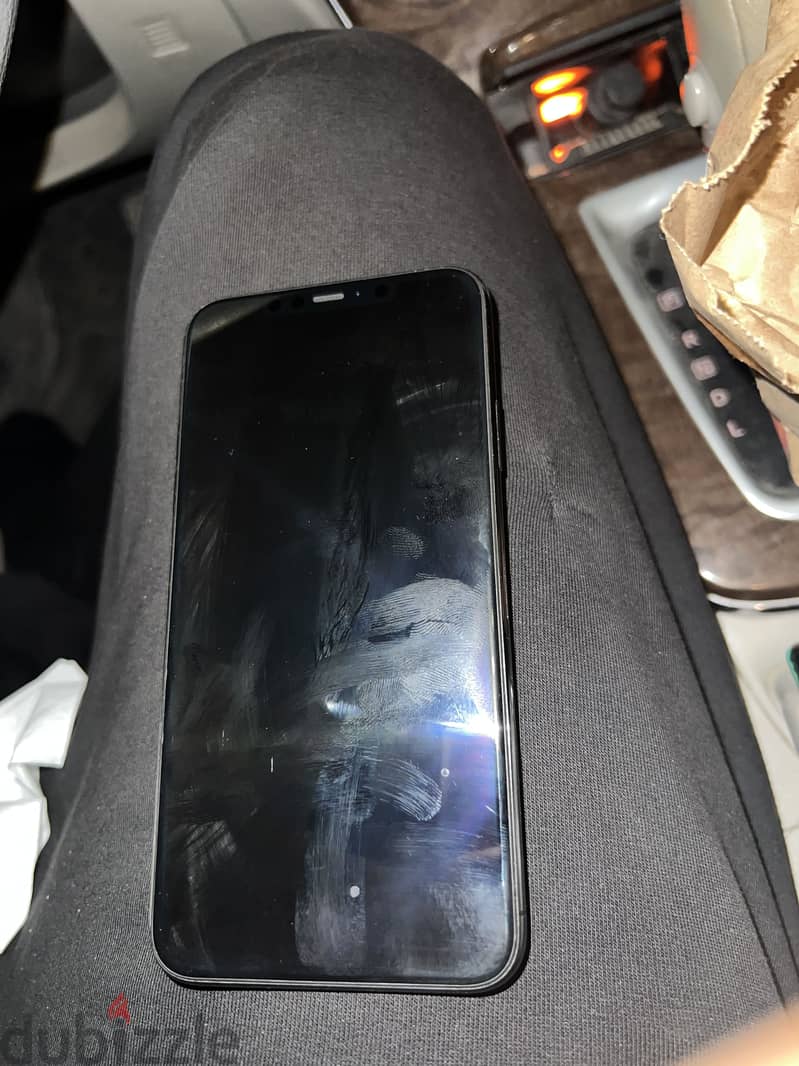 Apple - iPhone 11 Pro Max 1