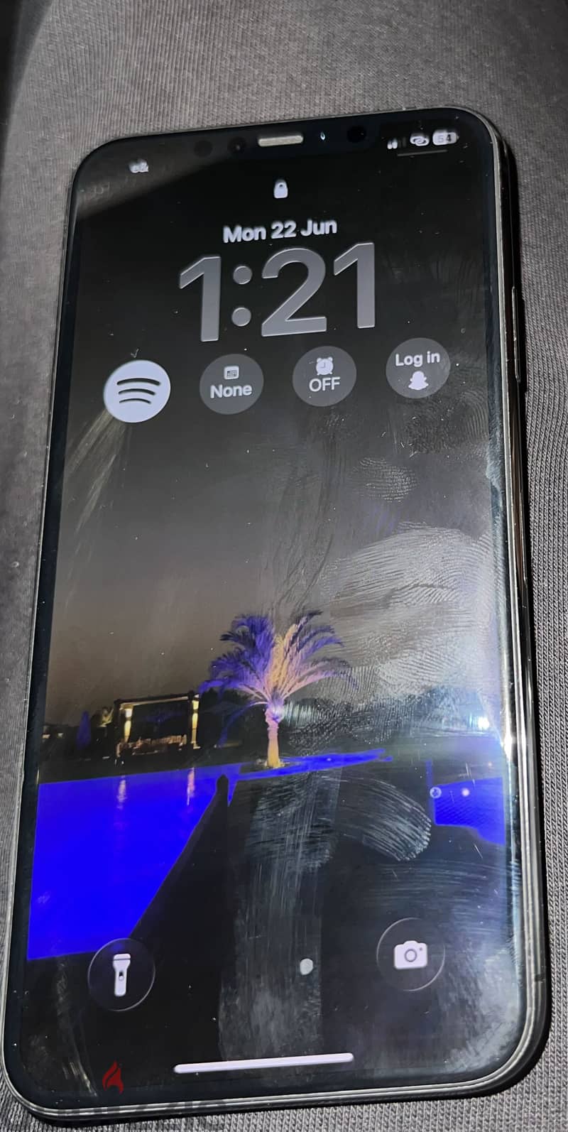 Apple - iPhone 11 Pro Max 2