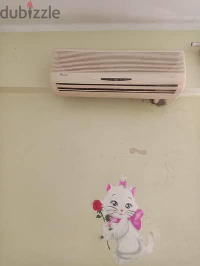 تكبيف كاريير ١. ٥ حصان ساخن بارد مستعمل حاله جيده